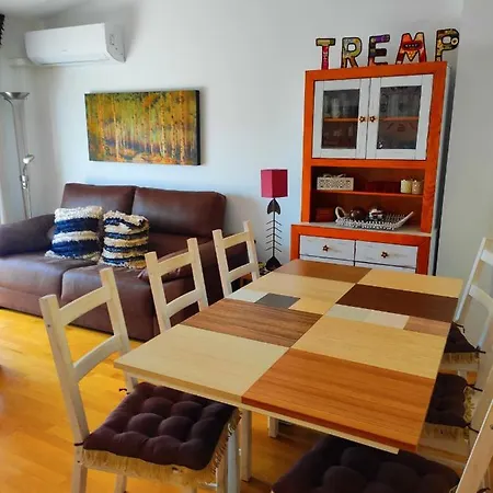 Lägenhet Acogedor Atico Duplex En *